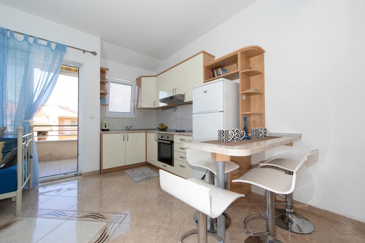 Apartmani Silva Tučepi Exterior foto